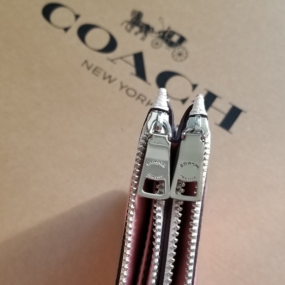 🚫SOLD🚫NWT COACH OMBRE WRISTLET PHONE WALLET - Picture 7 of 8